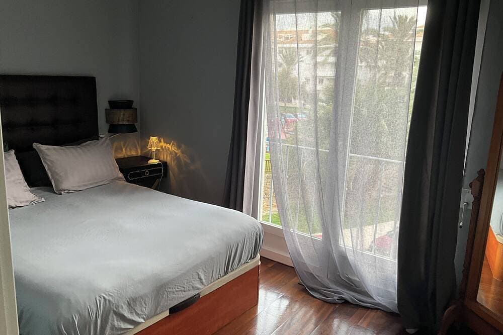 Foto 2 von 20: Altea beach, spacious 3 bedroom apartment, sea front