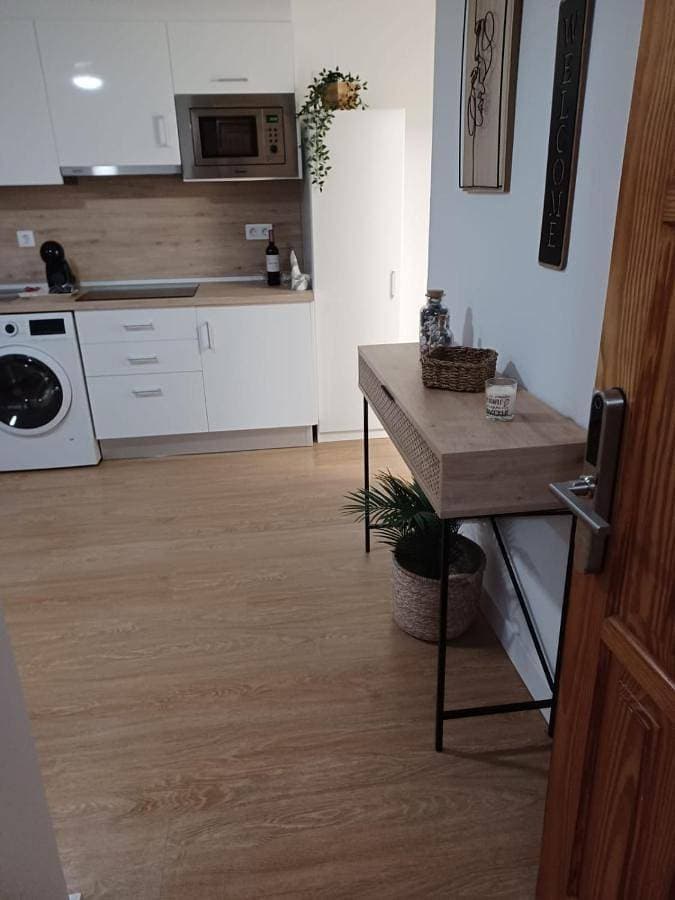 Foto 5 von 34: One-Bedroom Apartment
