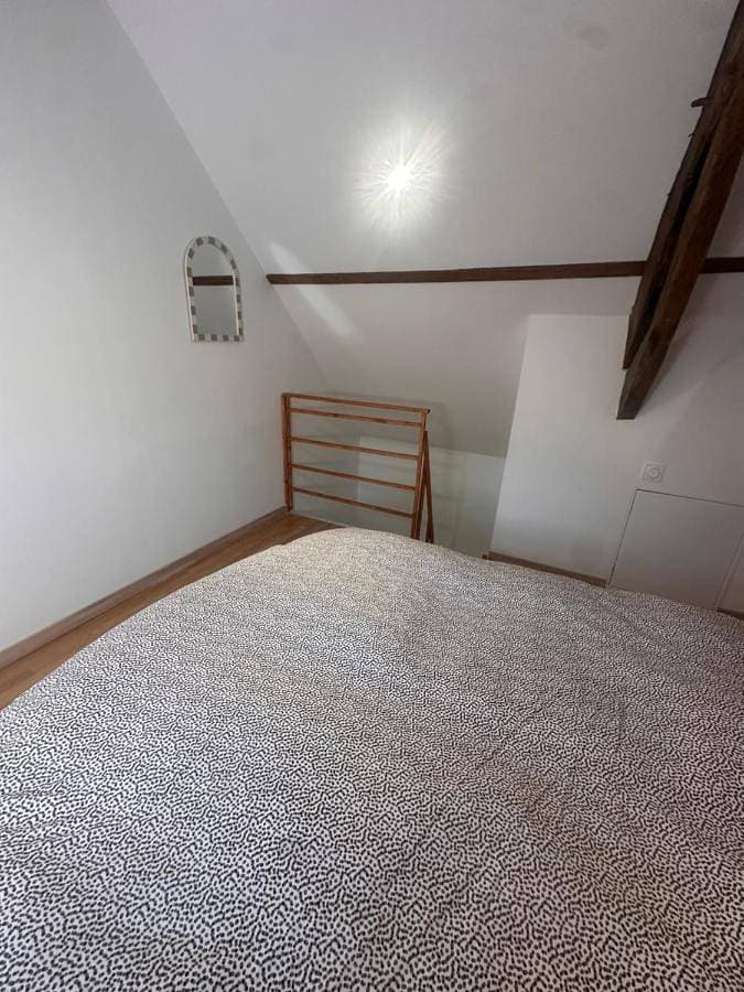 Foto 4 von 28: One-Bedroom Apartment