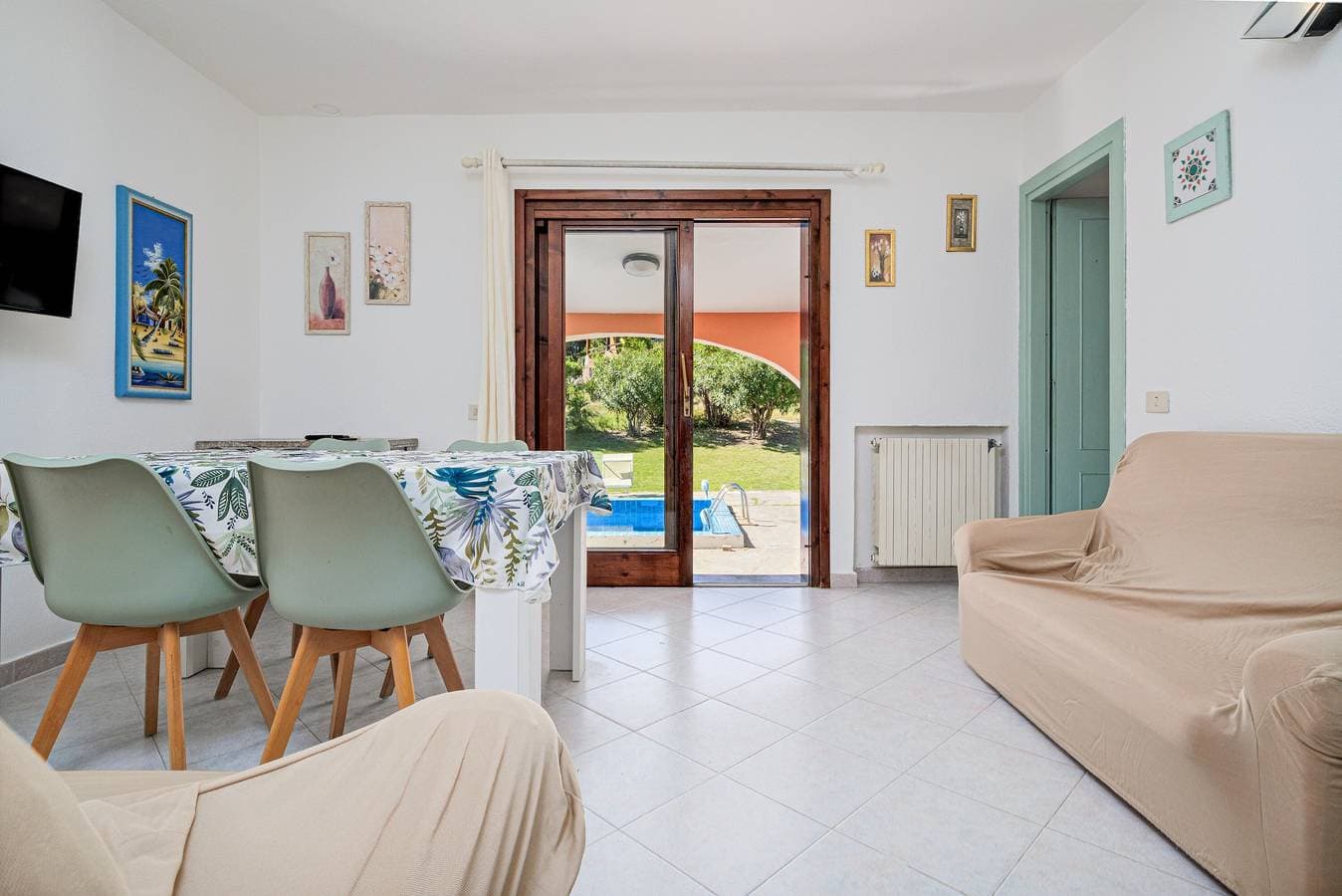 Foto 5 von 21: Villa Rosa mit großem Garten und privatem Pool