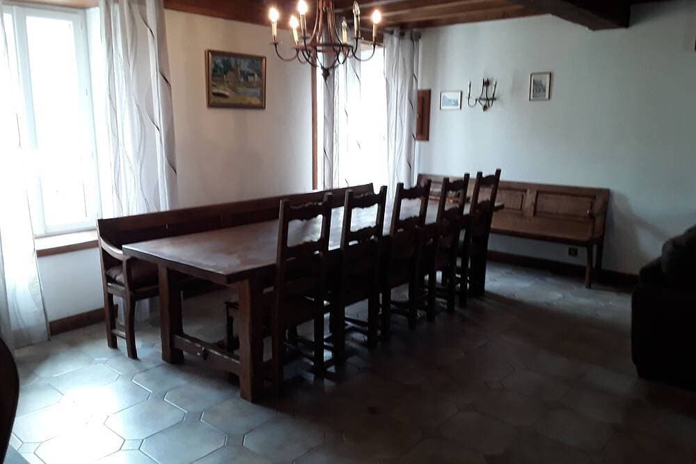 Ruhiges und sonniges Haus 1