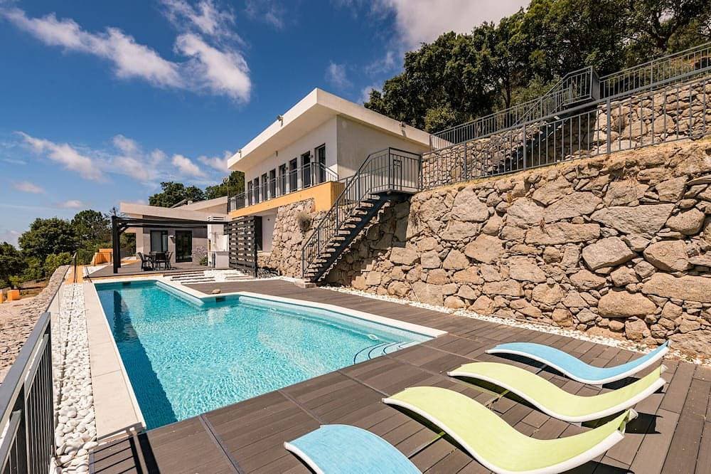 Villa Monchique View 1