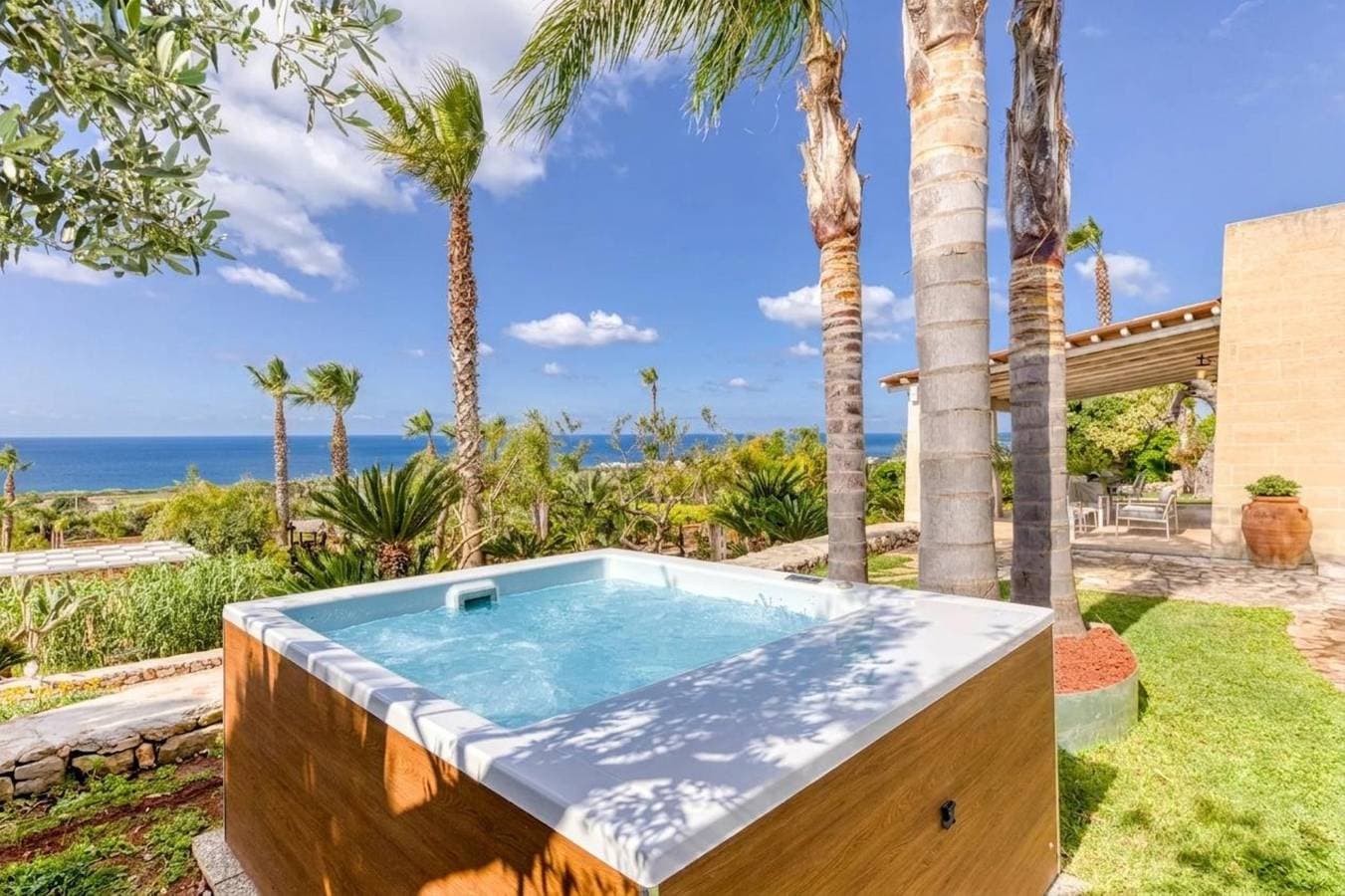Kinderfreundliche Strandvilla m. warmem Whirlpool 1