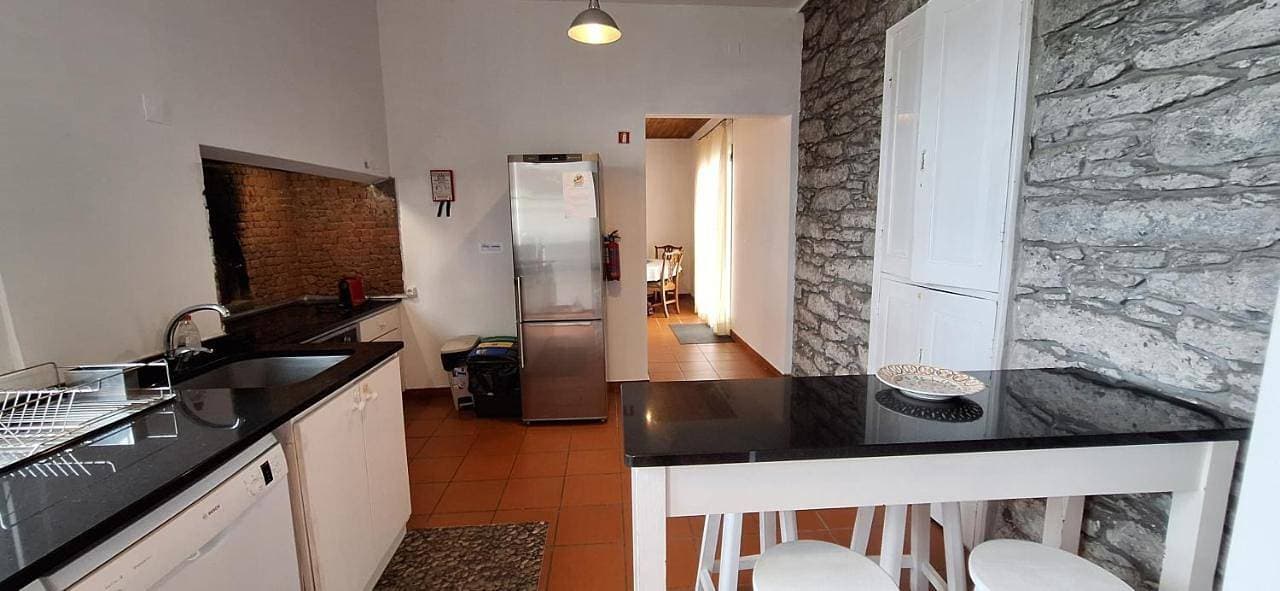 Foto 5 von 40: Three-Bedroom House