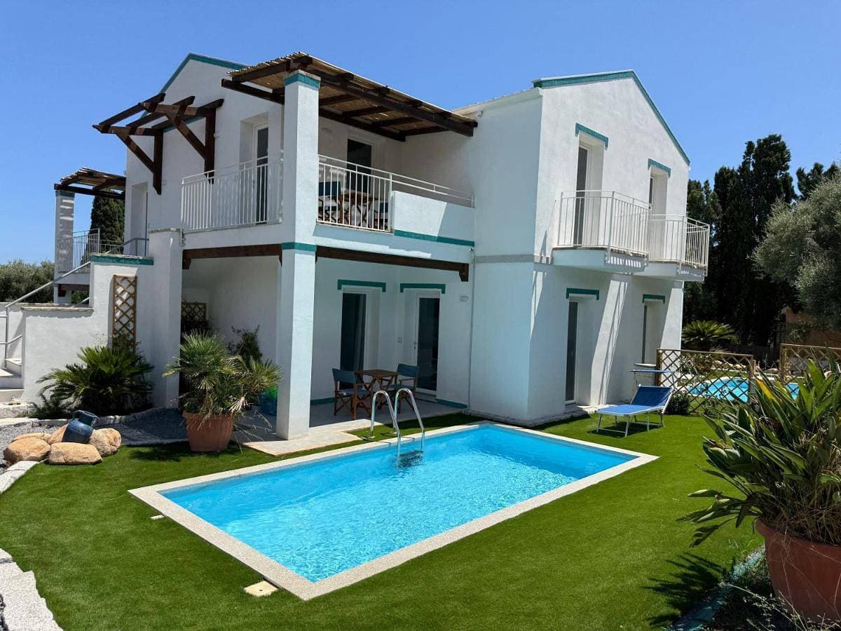 Foto 4 von 24: Apartment with terrace and sea view