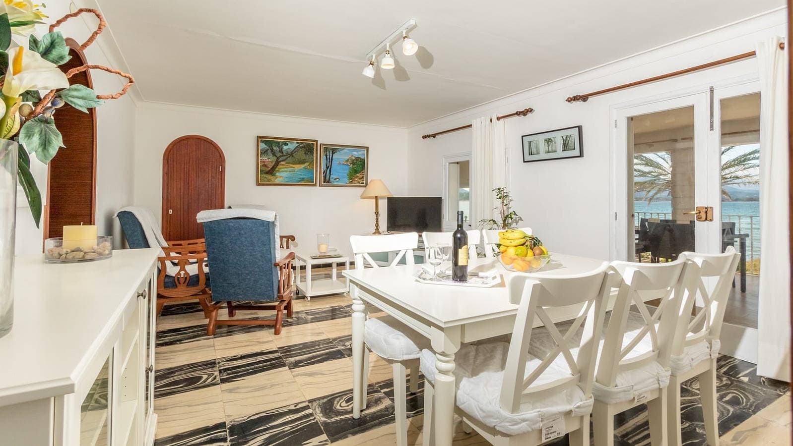 Foto 9 von 34: Ferienwohnung für 4 Personen mit Garten
