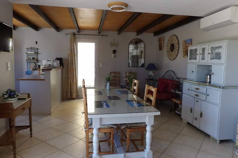 Foto 8 von 26: - Die Pitcholine En Provence *** Sportlicher Und Blumiger Garten - Pool - Komfort
