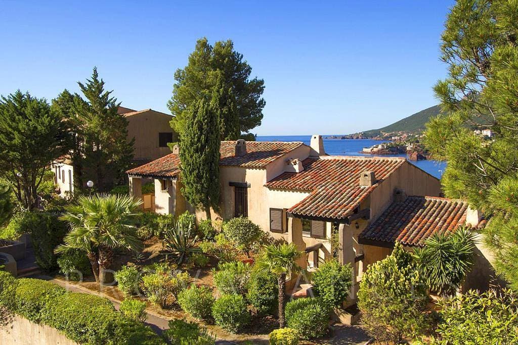 Foto 7 von 40: Ferienhaus mit privatem Pool in Théoule-sur-Mer