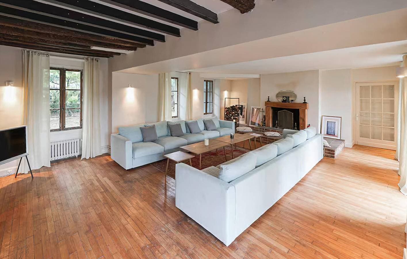 Foto 5 von 45: Villecerf Apartment mit Pool, Parkplatz und WLAN