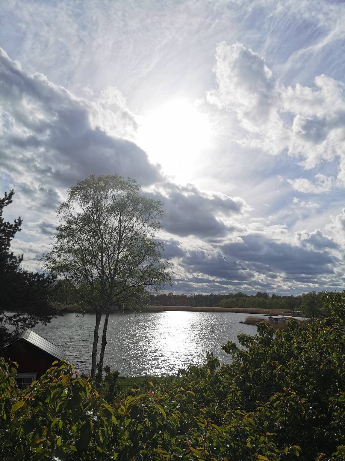 Foto 12 von 18: Ferienhäusschen auf einer Anhöhe mit Meerblick