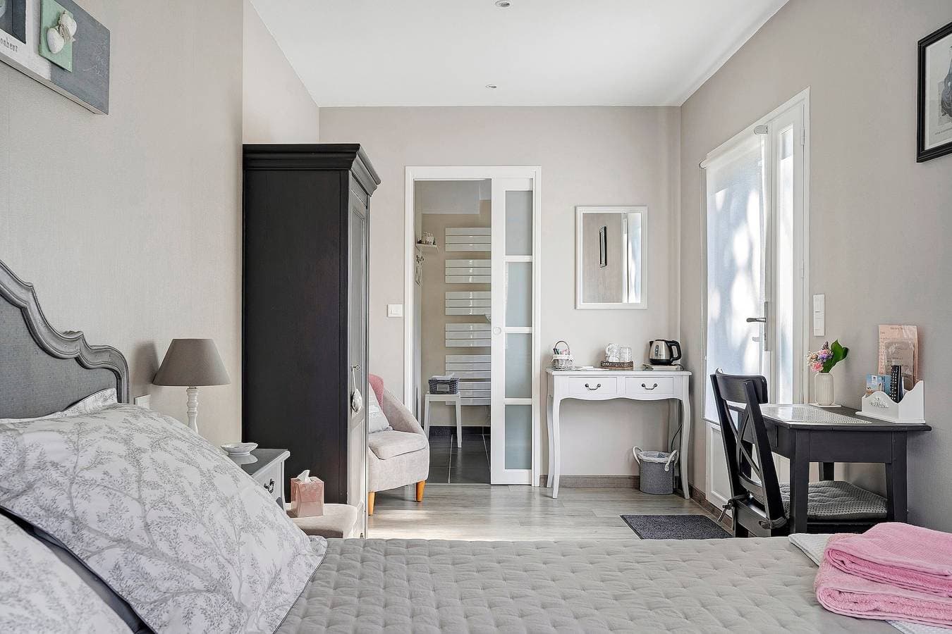 Foto 3 von 23: Rêves d'Emeraude – Zimmer Côte et Cœur