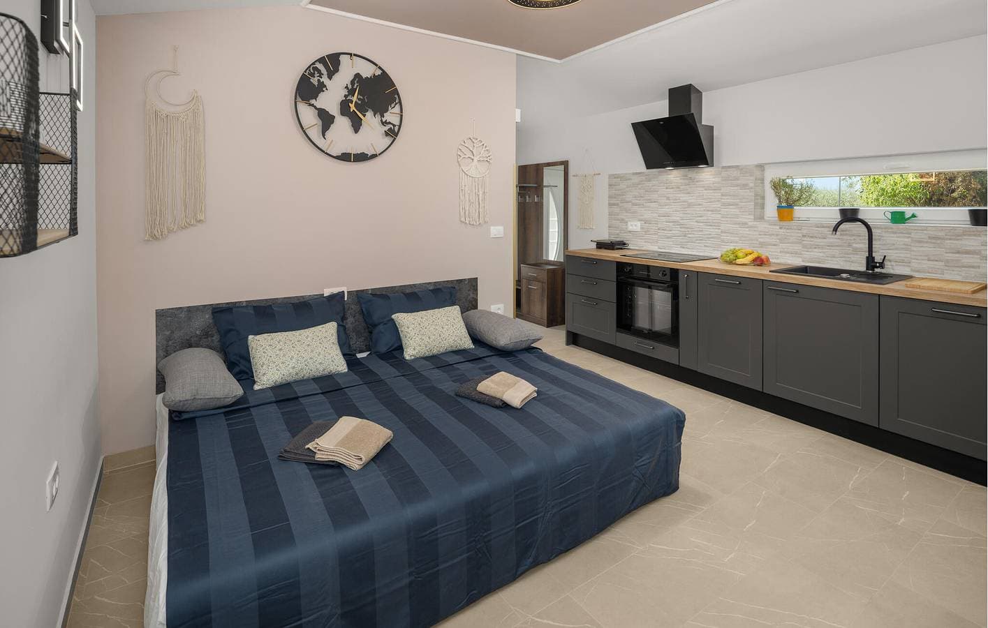Foto 6 von 24: Gemütliche Ferienwohnung mit Terrasse in der Nähe der Küste und des Stadtzentrums in Kanegra