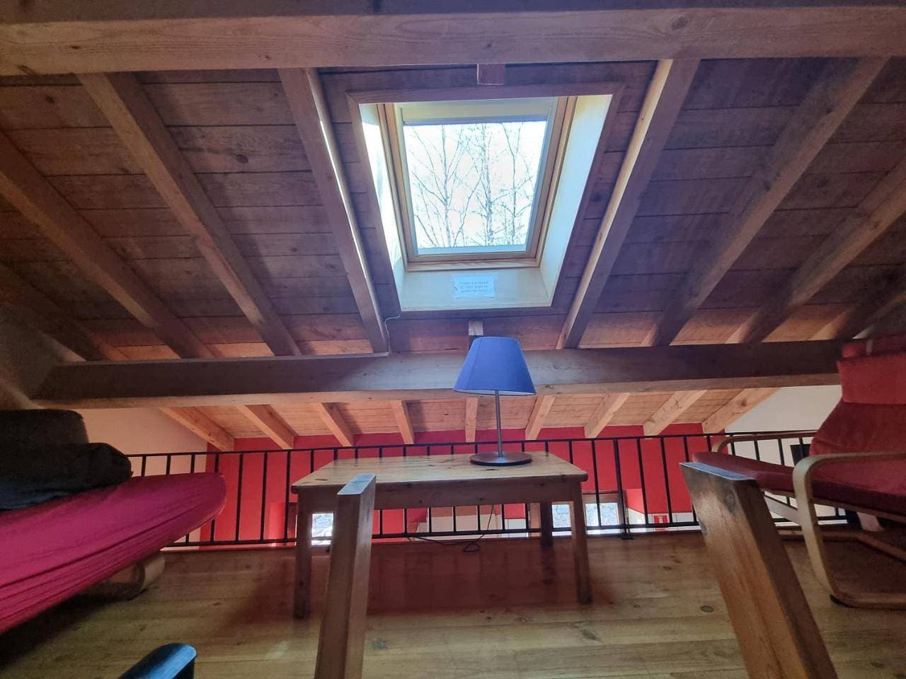 Foto 9 von 19: Mixed Dormitory Room