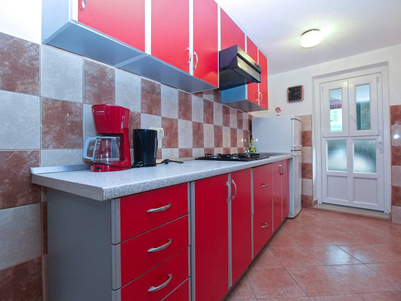 Foto 11 von 24: Ferienwohnung für 5 Personen mit Terrasse