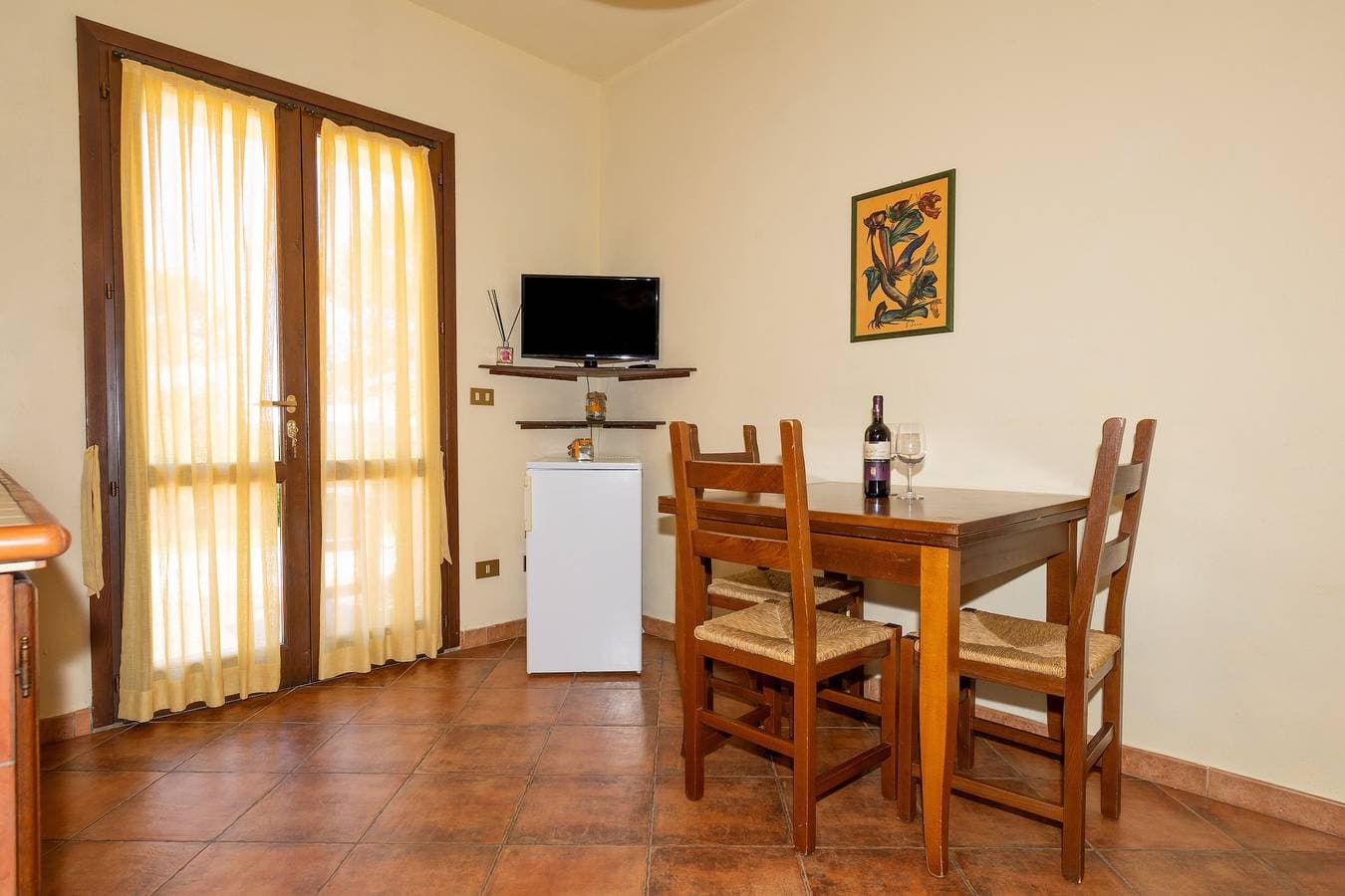 Foto 6 von 47: Apartment 'Viola' im Erdgeschoss mit Gemeinschaftspool und privatem Außenbereich