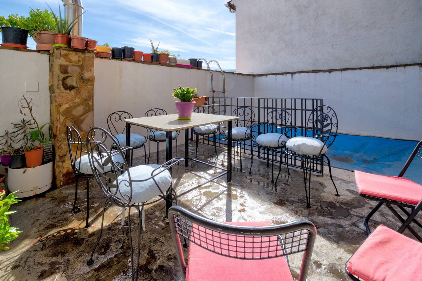 Foto 3 von 32: Komfortable Villa in Puebla de Don Rodrigo mit privatem Pool