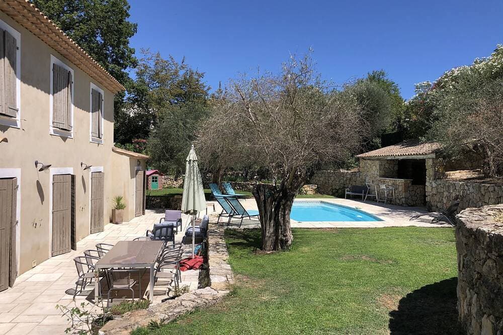 Foto 2 von 30: Superb house with heated pool in a beautiful garden
