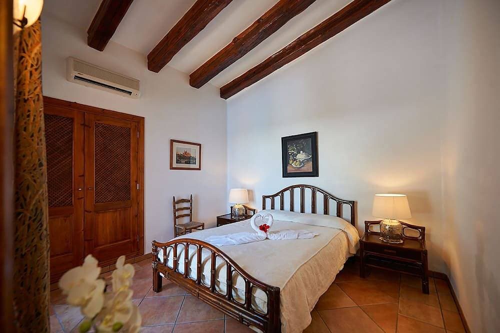Foto 2 von 22: Romantisches Ferienhaus auf Mallorca mit Pool und Meerblick (Villa Deka)