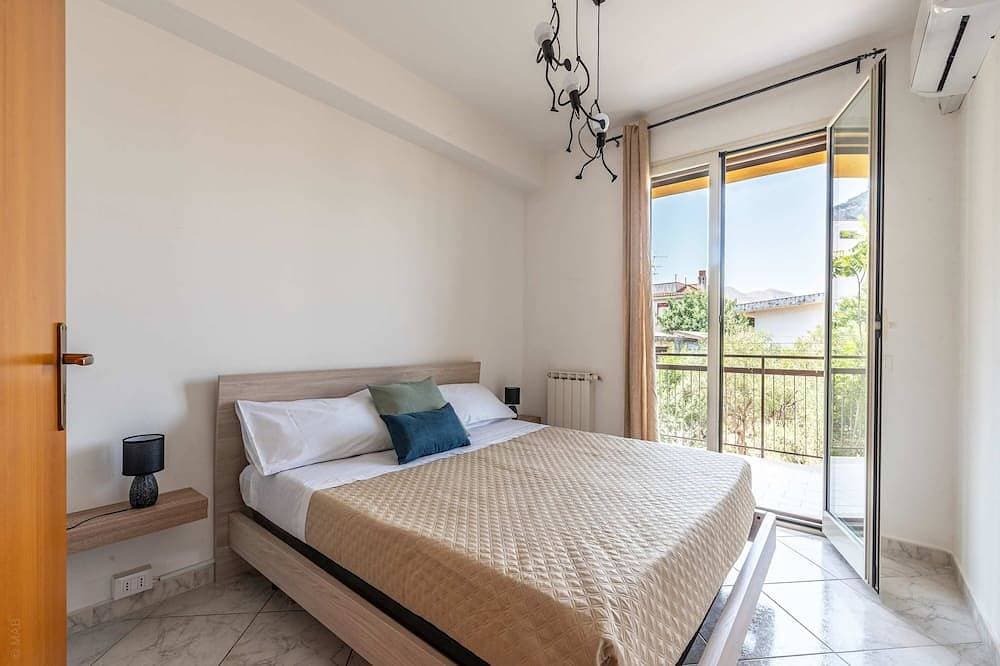 Foto 2 von 27: Spacious Apartment close to the Beach-Isola Summer