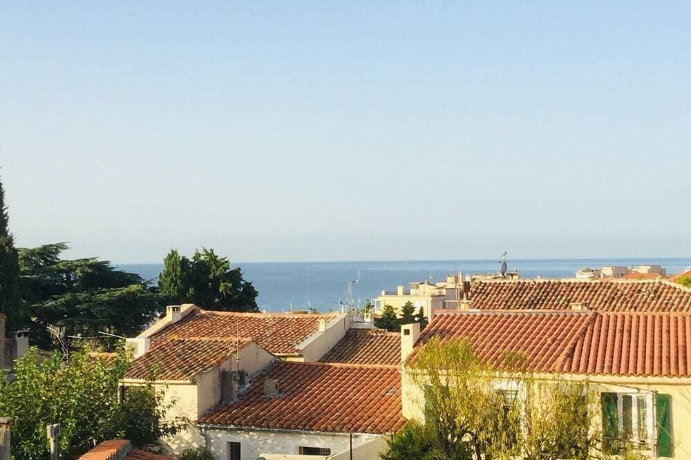 Foto 13 von 16: T3 through, ideally located, comfort, quiet, breathtaking view of Cassis