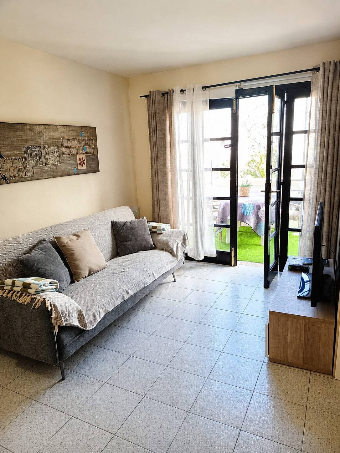 Foto 9 von 26: Cozy Home in Costa Adeje - Pool & Private Terrace