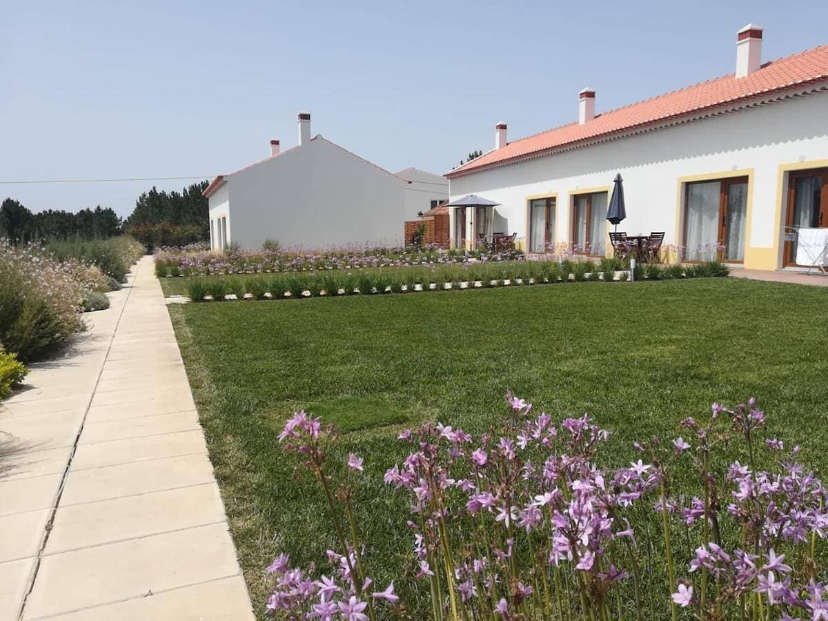 Foto 3 von 14: Villa with Garden View