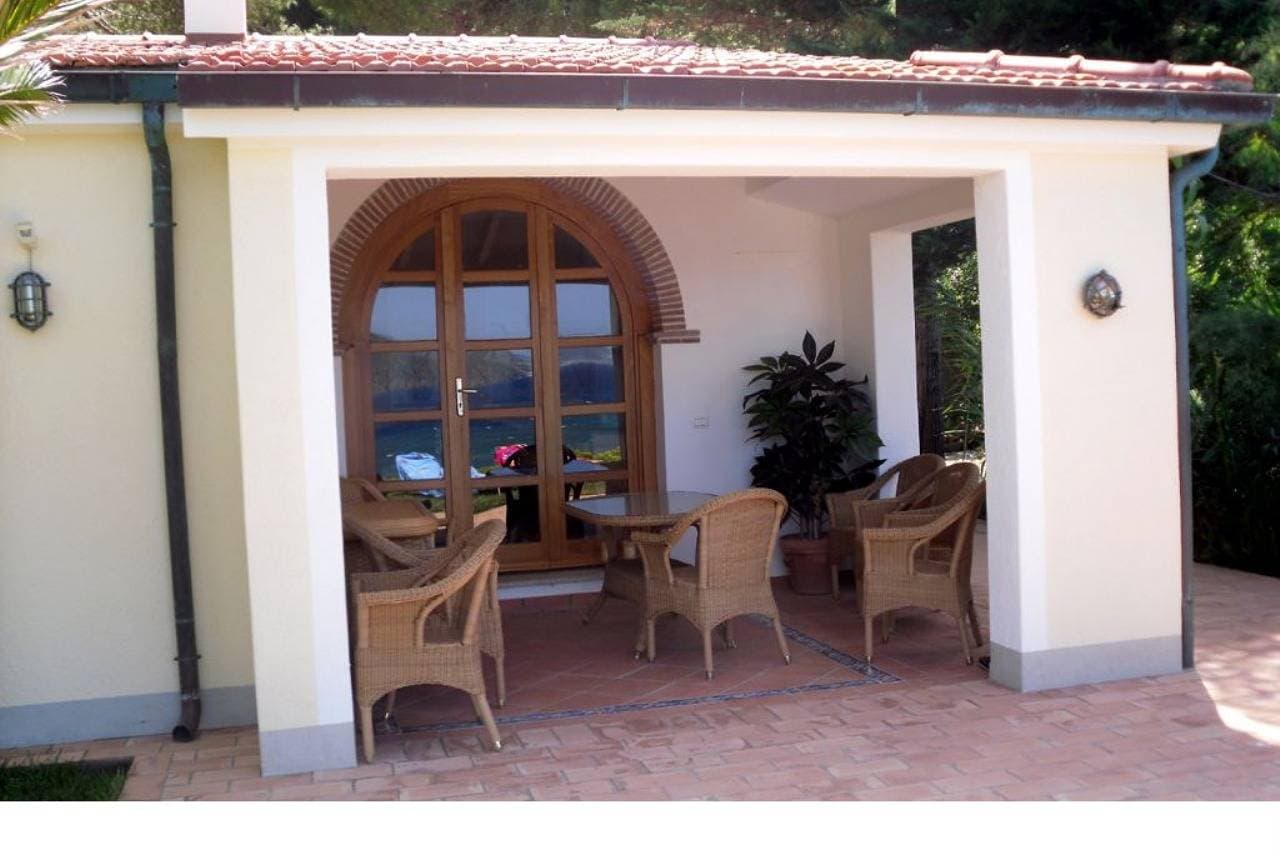Foto 13 von 27: Villa für 8 Personen mit Garten