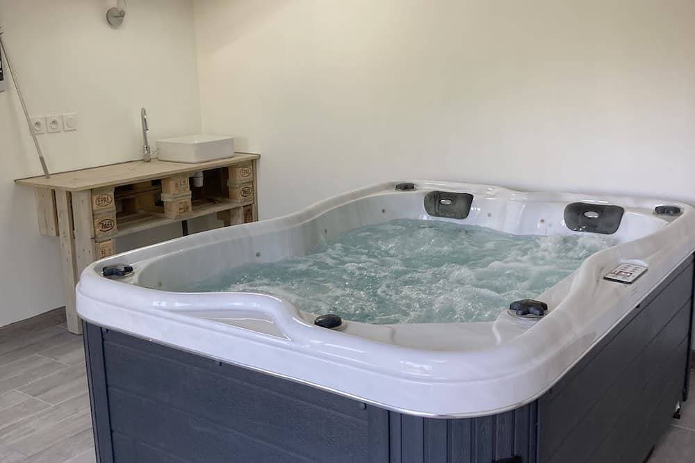 Foto 11 von 18: Villa with private spa near Rocamadour