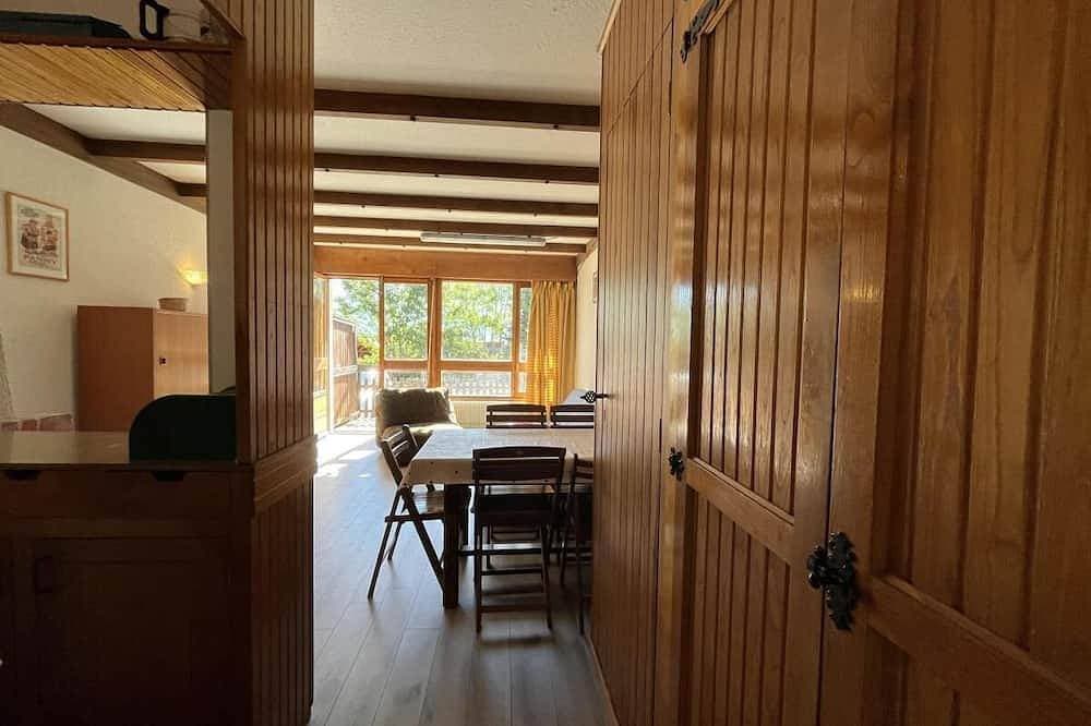 Foto 4 von 17: Erdgeschoss, balkon, fernseher, 30m², Pra Loup