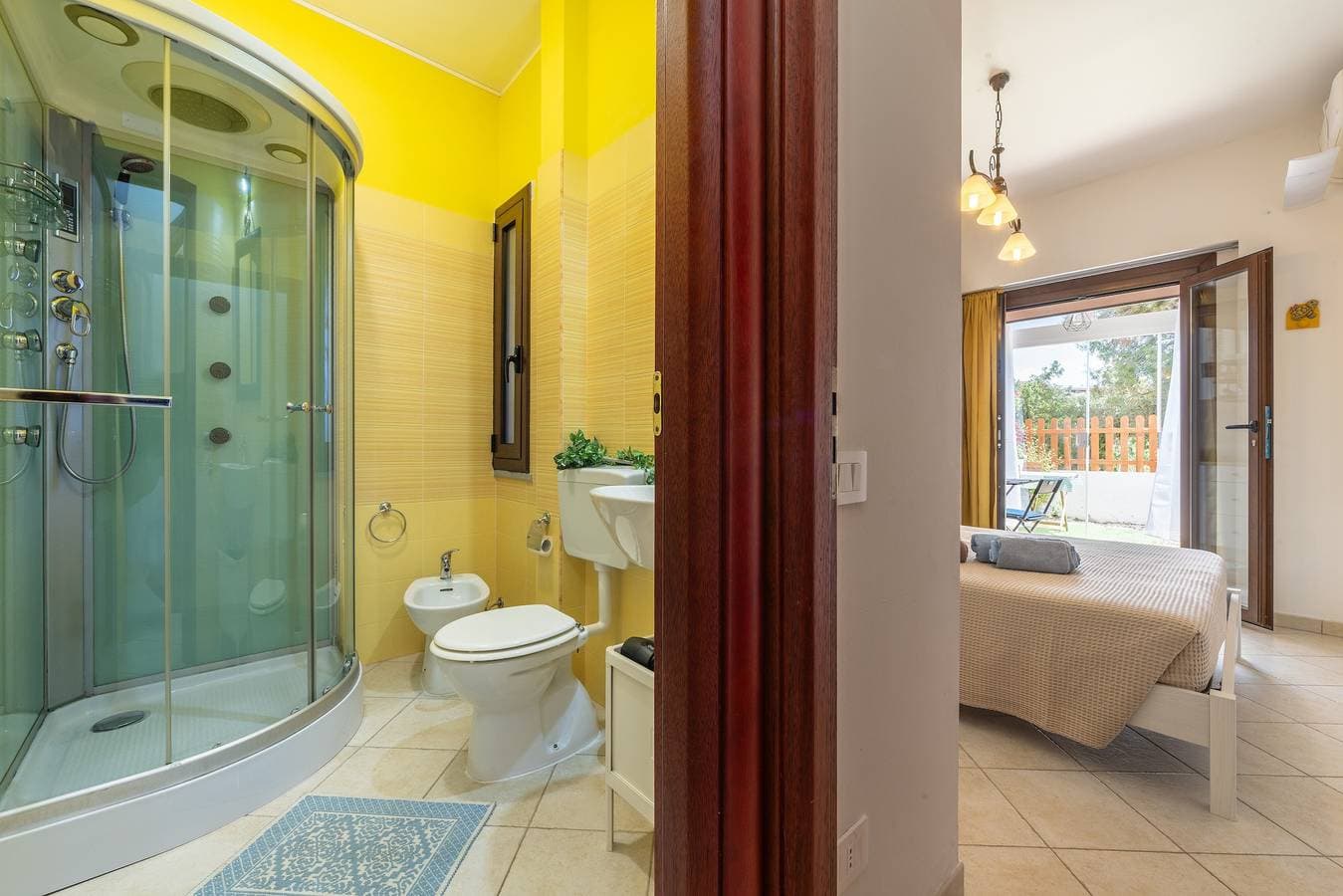 Foto 6 von 23: Ferienhaus 'Casa Clà 2' mit privater Terrasse, Garten und Klimaanlage