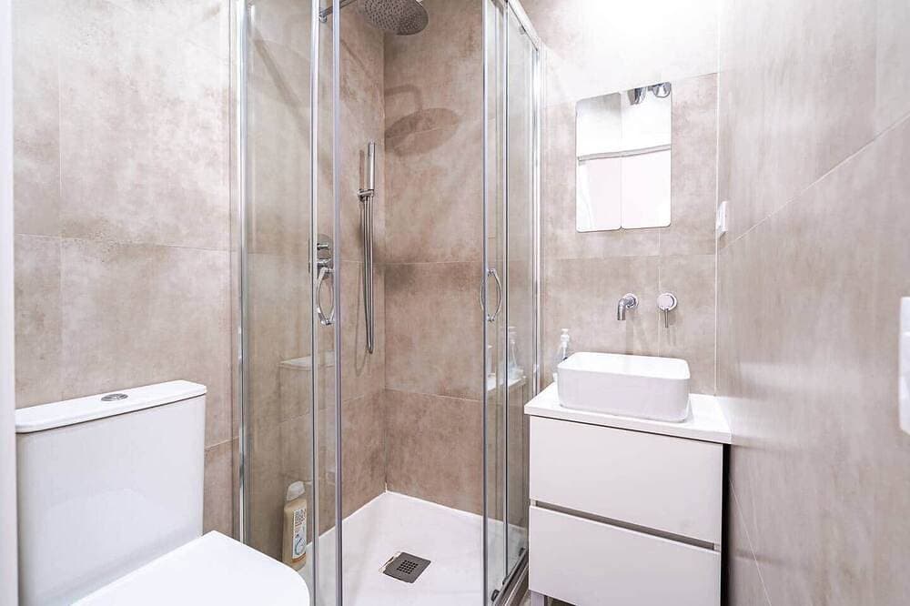 Foto 12 von 29: Apartamento Recién Reformado en las 4 Torres + Ie