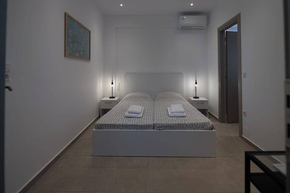 Foto 2 von 15: Ήσυχο μέρος στο κέντρο του χωριού με όμορφη θέα.
