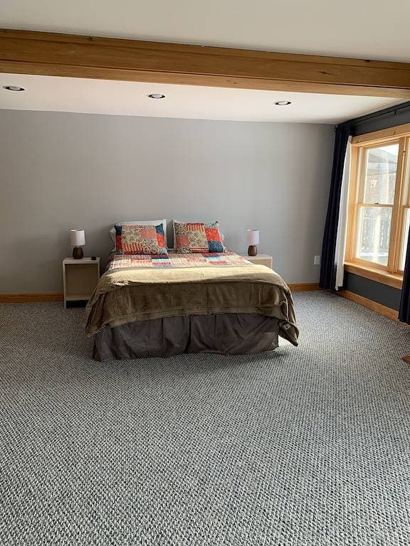 Riverfront mountain retreat 1