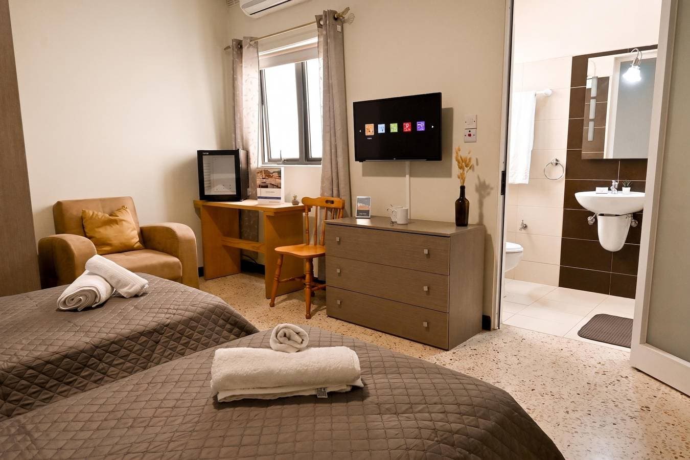 Sea Breeze Bay Guesthouse - B3 1