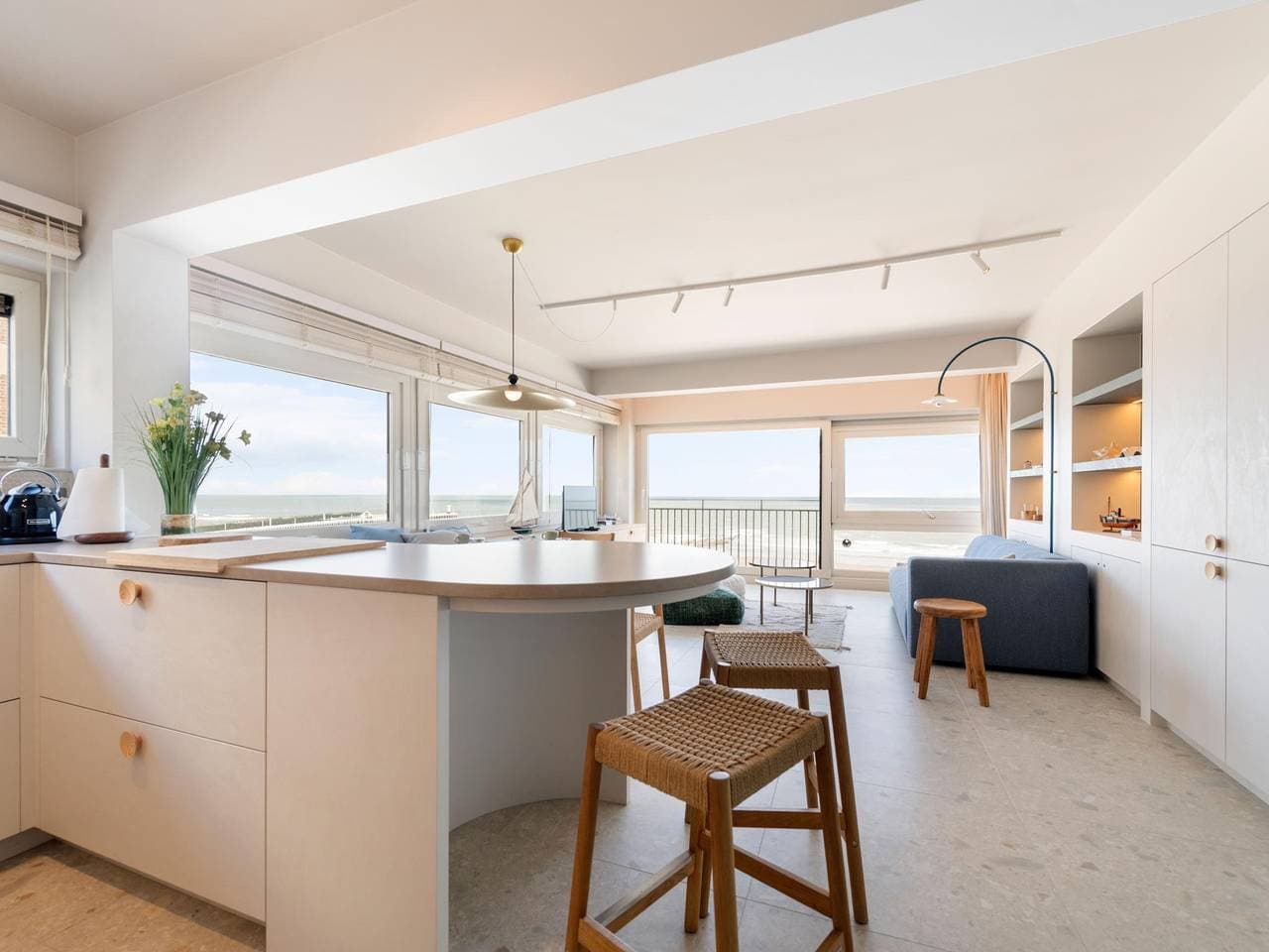 Foto 12 von 35: Sonnige Eckwohnung mit luxuriösem Meerblick