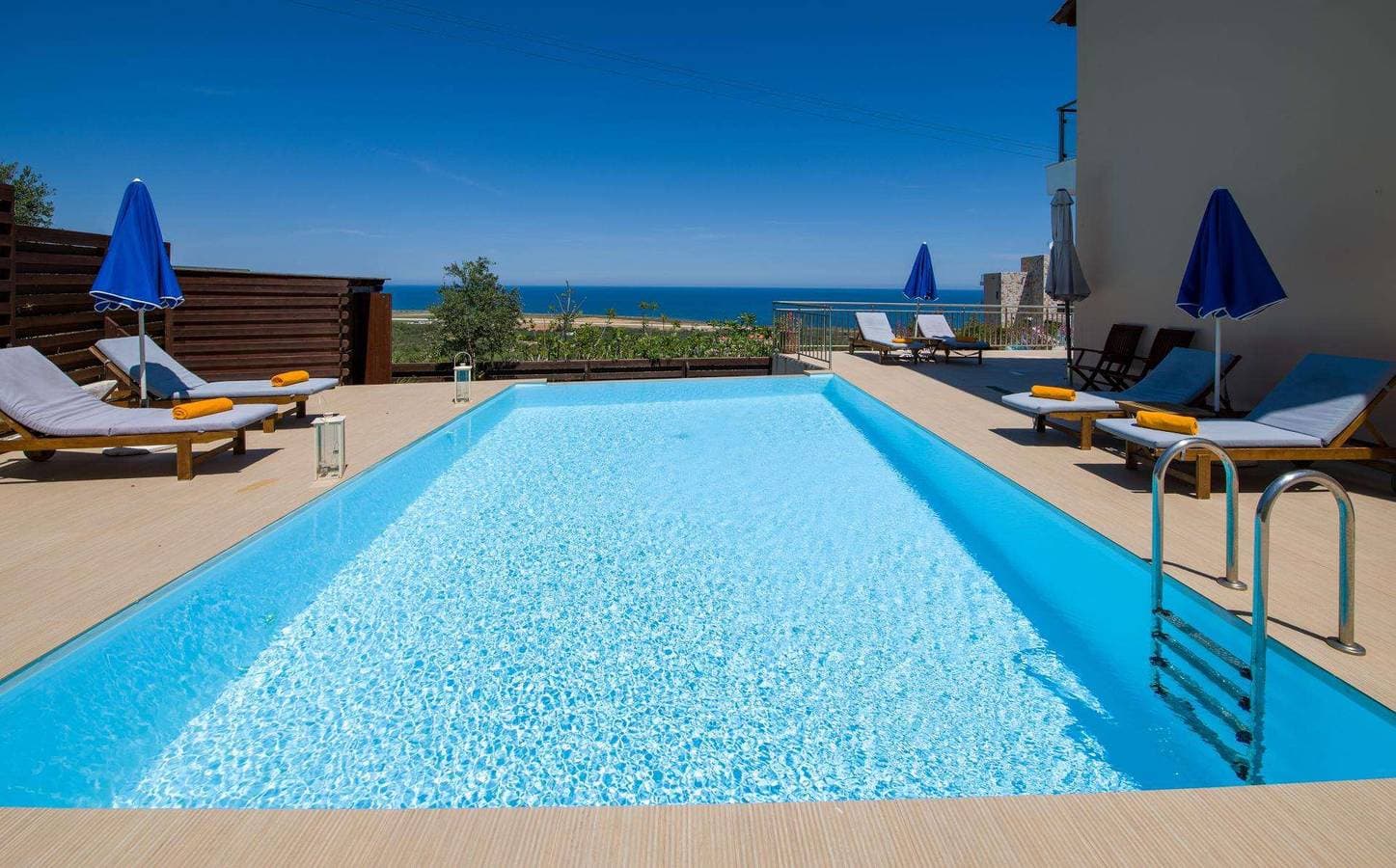 Villa 1