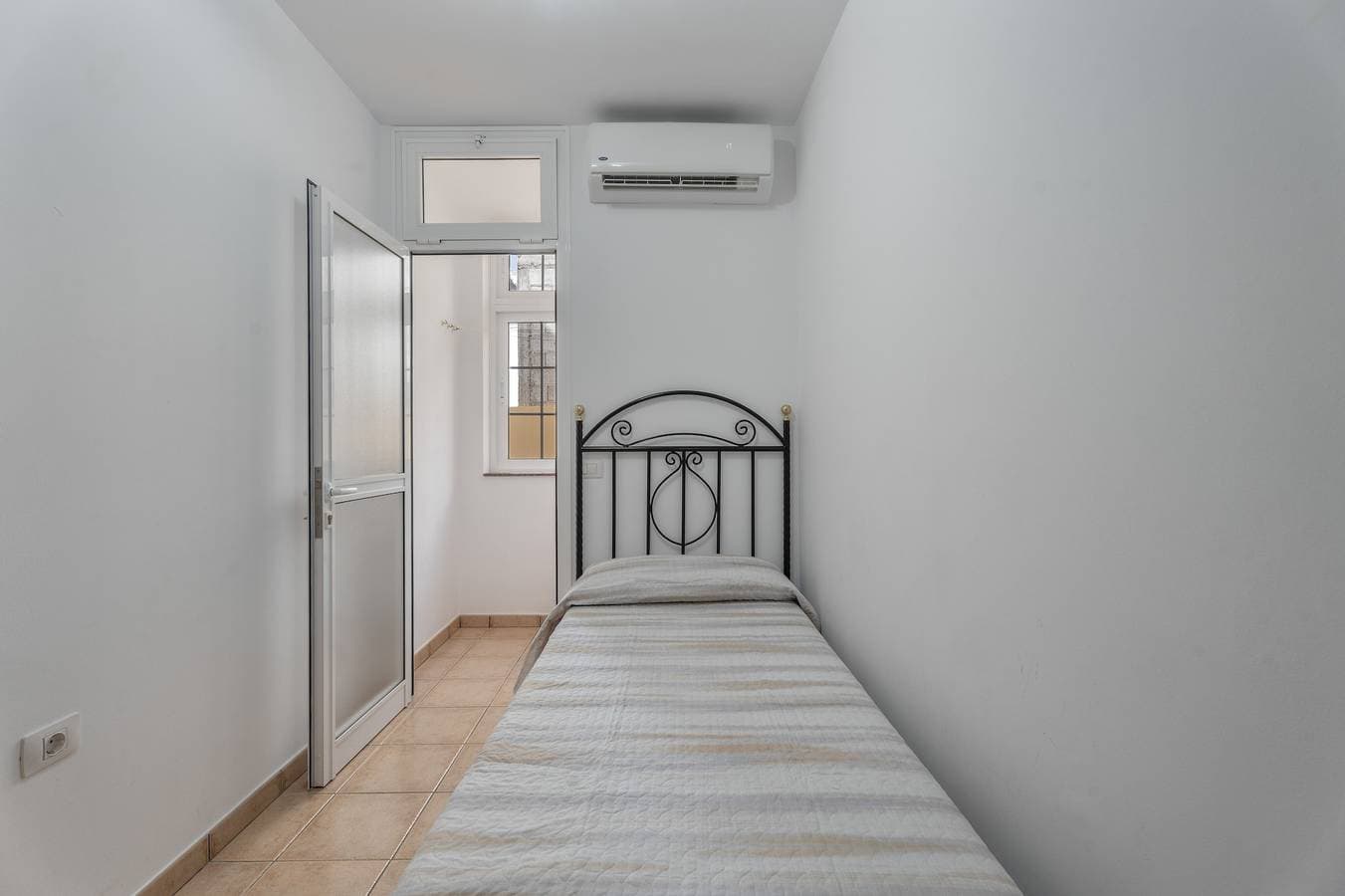 Foto 13 von 24: Ferienwohnung 'Casa Volcán Y Mar 1 Derecha' mit Balkon, WLAN und Klimaanlage