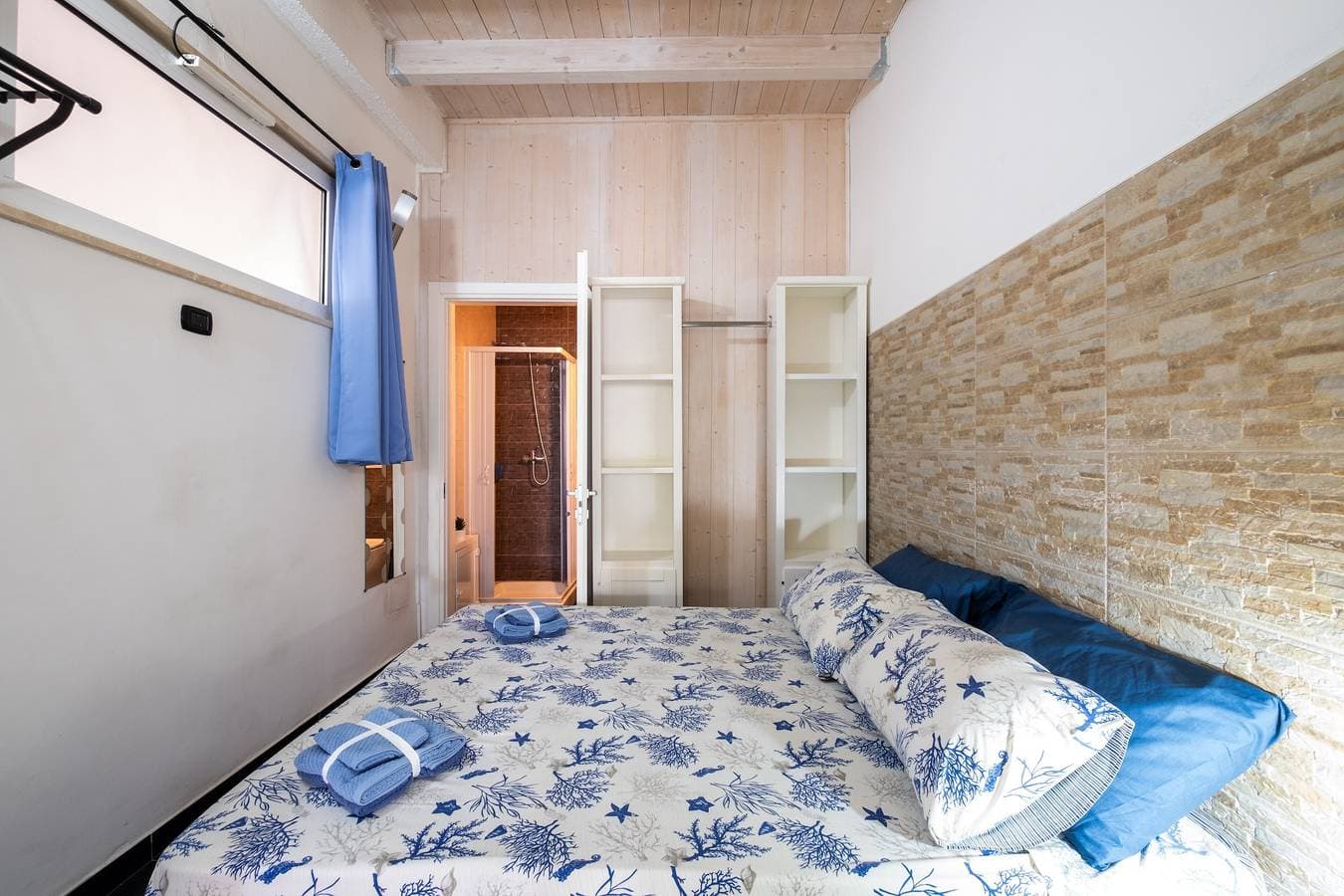 Foto 10 von 20: Ferienhaus 'Villa Gaudì - Vicens' mit Meerblick, WLAN und Klimaanlage