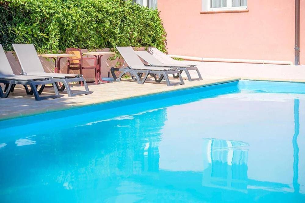 Camping 2 étoiles - Piscine - ccbgbhc 1