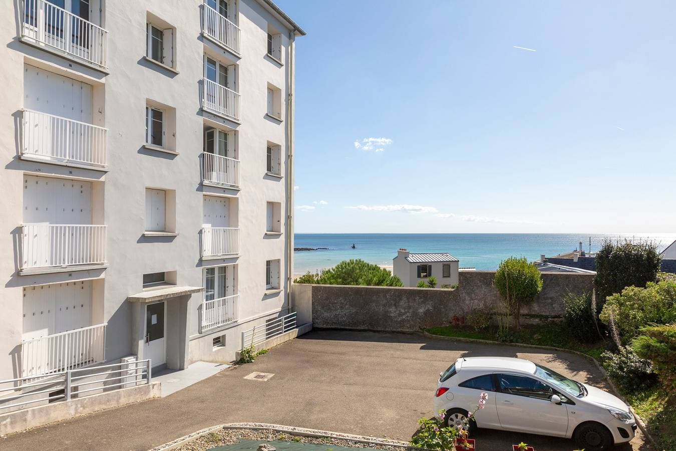 Foto 2 von 39: Appartement in Residenz La Montagne, 300 m vom Strand, Meerblick