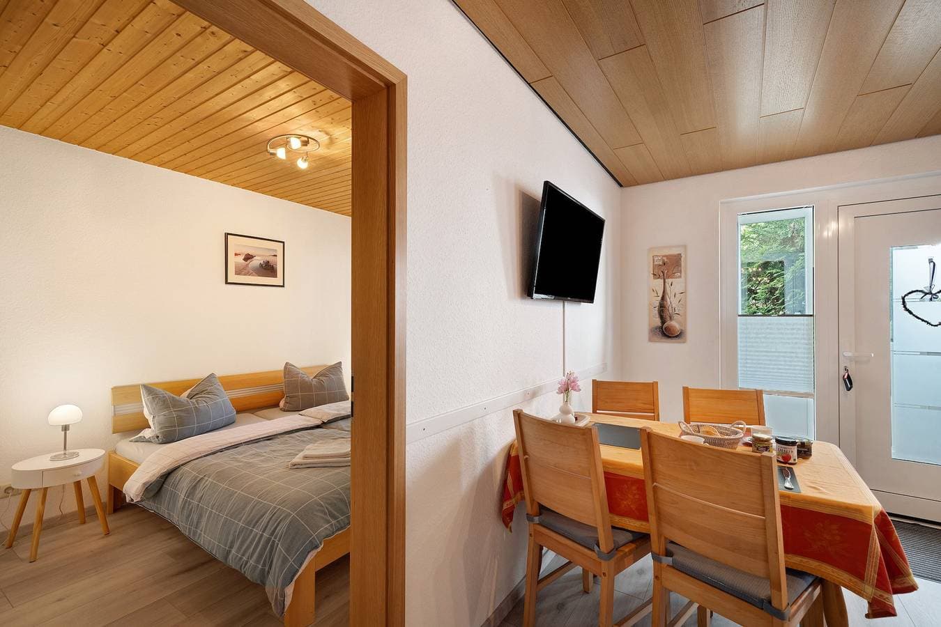 Foto 9 von 25: Ferienwohnung 'Perkuhn' mit Bergblick, privater Terrasse und Wi-Fi