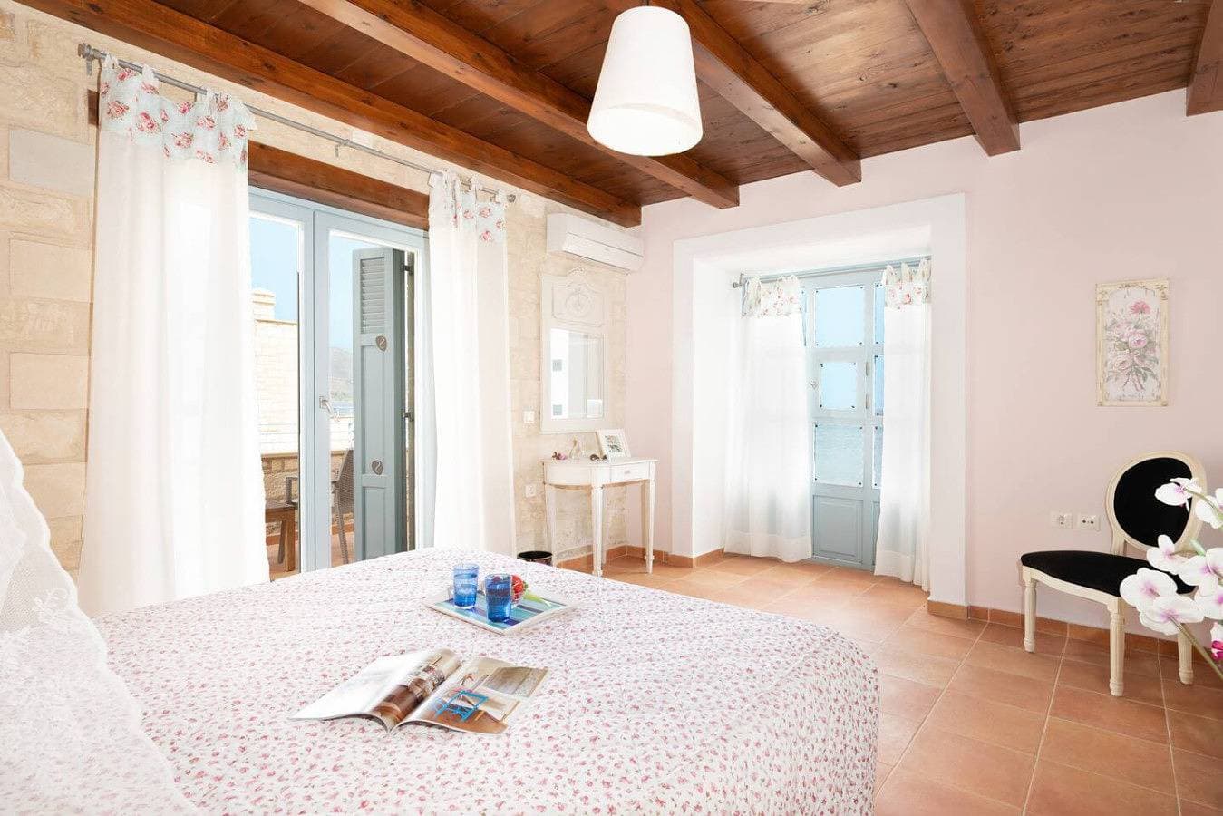 Foto 6 von 38: Ferienhaus für 6 Personen mit Balkon/Terrasse