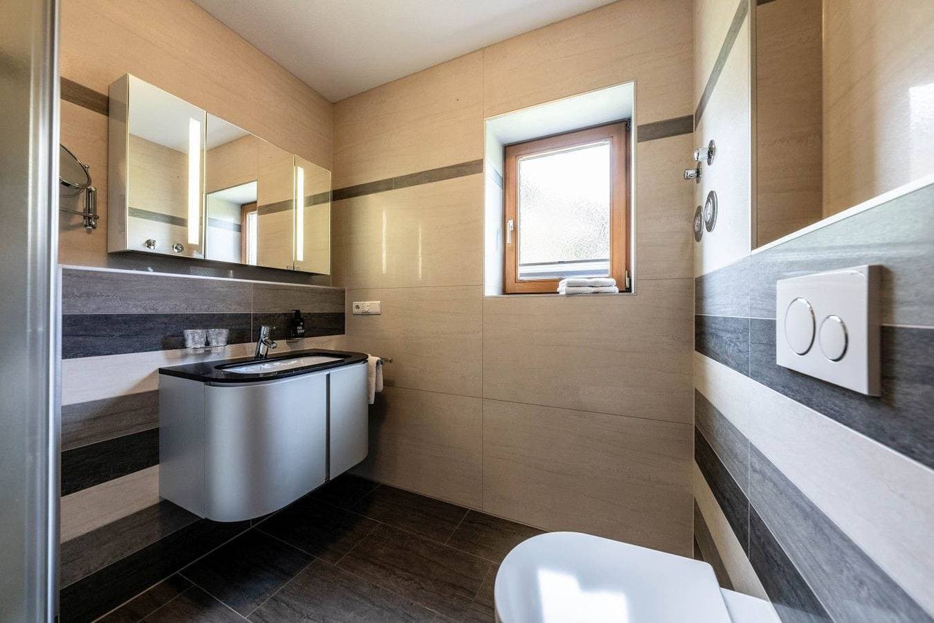 Foto 7 von 16: Haus Lara – Fewo 1 mit Terrasse, WLAN und 4-Sterne Komfort in Wallgau