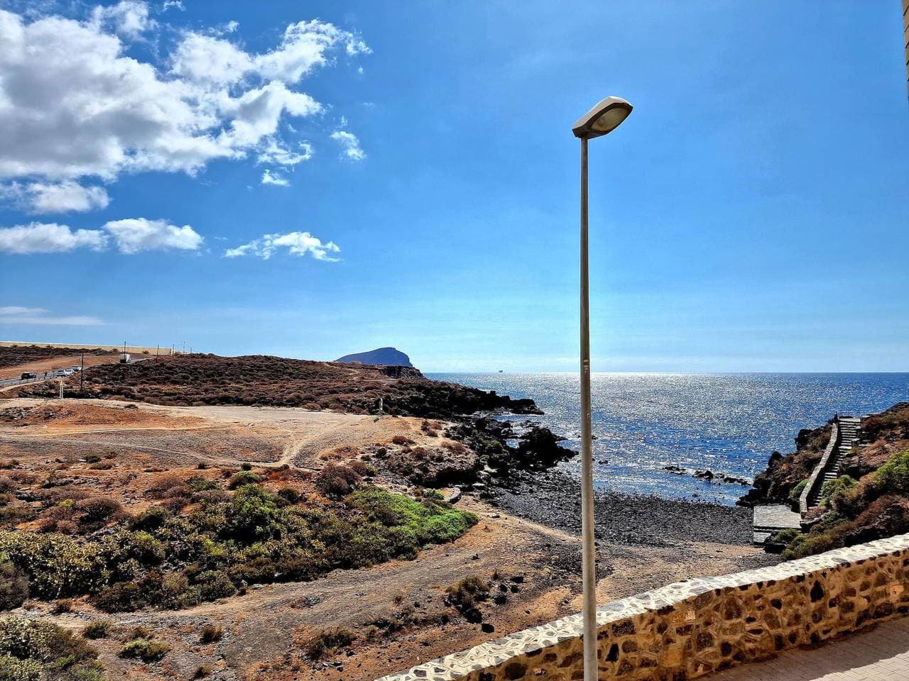 Foto 3 von 48: Las Rocas am Meer, Wifi und Meerblick