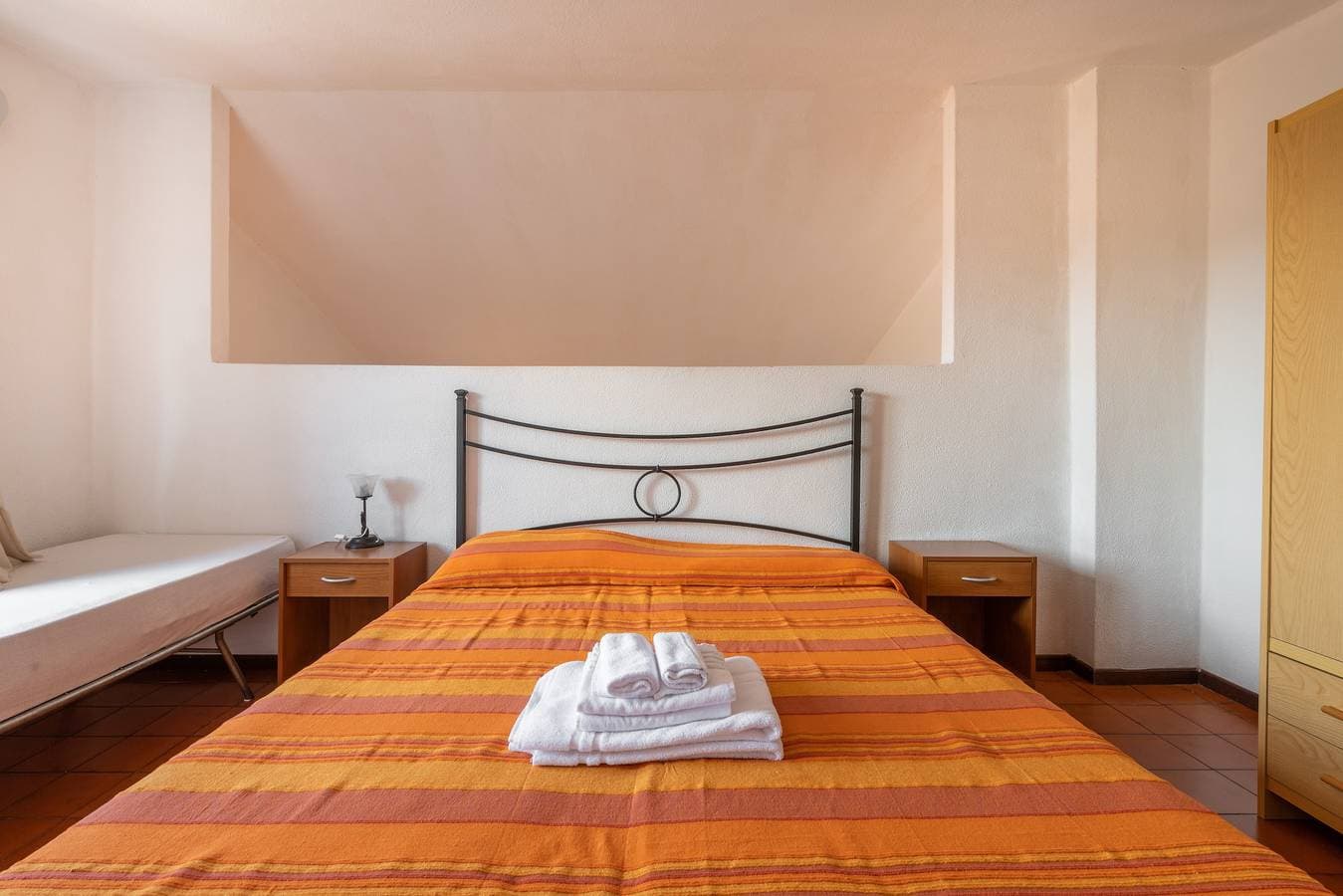 Foto 12 von 26: Ferienwohnung am Meer mit Aussicht – Accu is Prezzus D, direkt am Meer, Terrasse