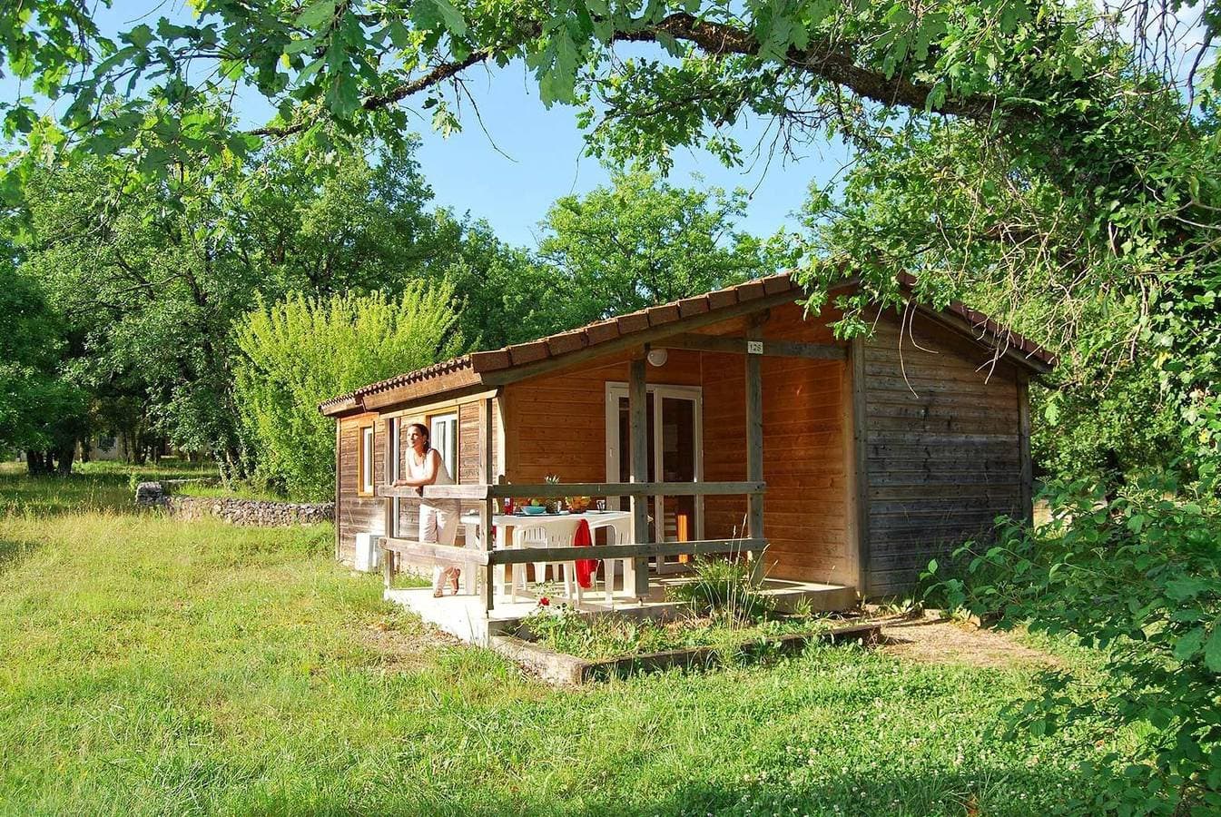 Foto 8 von 15: Chalet für 4 Personen mit Pool
