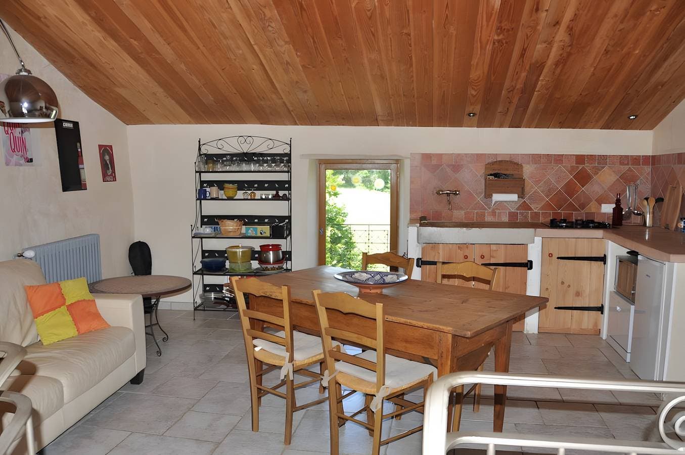 Foto 4 von 14: Ferienhaus 'Gîte 2 mit privatem Pool', Bergblick, privatem Pool & WLAN