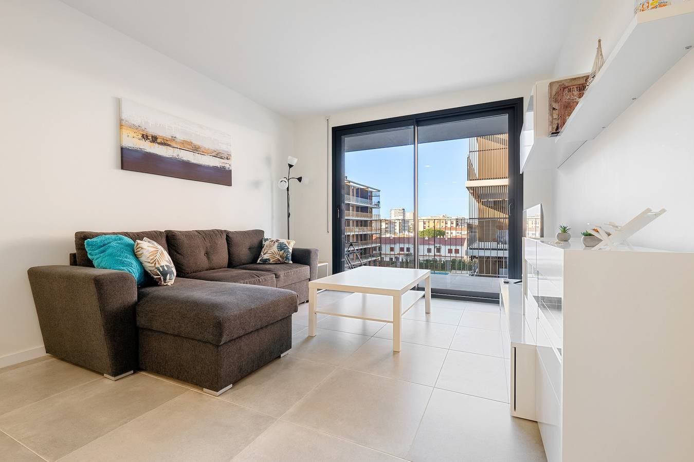 Foto 5 von 26: Ferienwohnung 'Costa Dorada Perle' mit Meerblick, Gemeinschaftspool und Klimaanlage