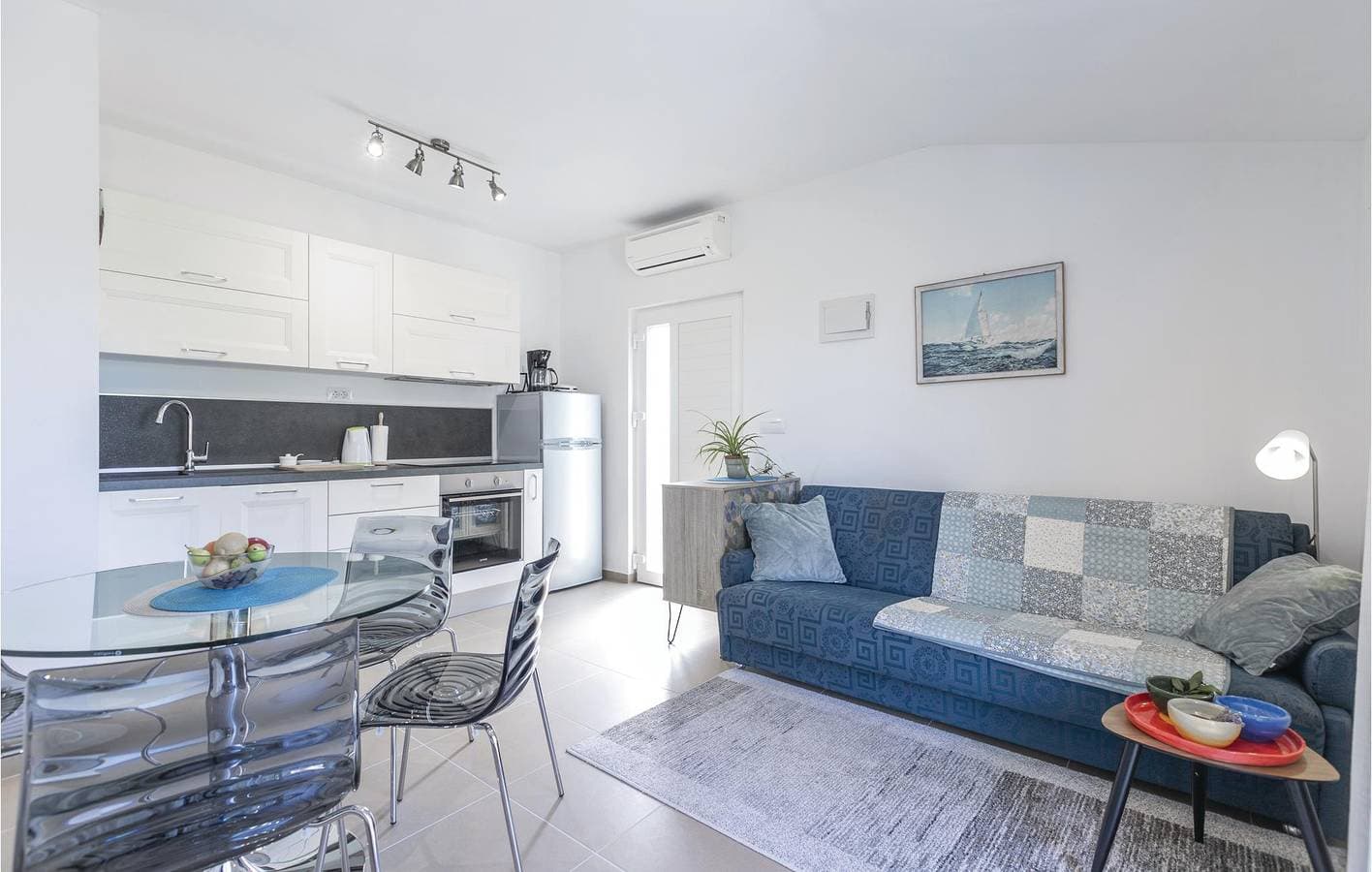Foto 5 von 16: Modernes Apartment mit Terrasse, Parkplatz und WLAN in der Nähe des Stadtzentrums von Dolenja Vas