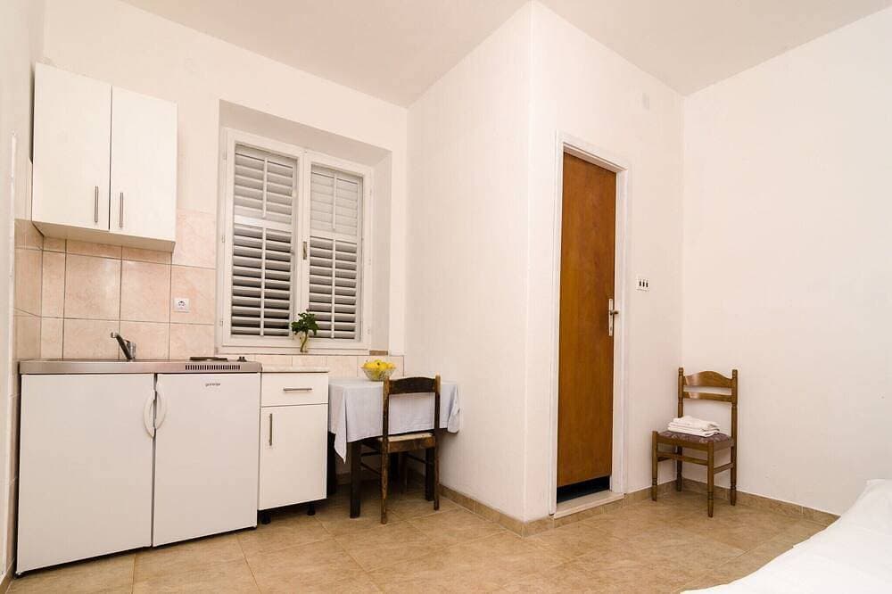 Foto 2 von 15: Guest House Kiko - Apartment with Balcony (A5)